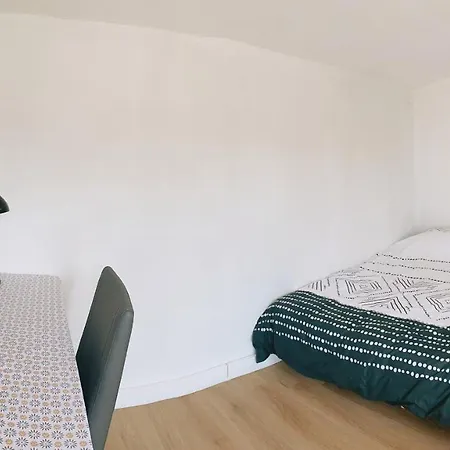 Agreable Maisonnette Pas Loin De La La Rochelle (Charente-Maritime)